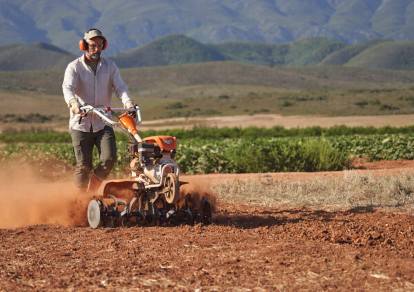 Motocultivador a combustão MH 710 STIHL