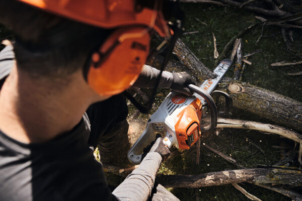 Motosserra a bateria MSA 220 C-B STIHL