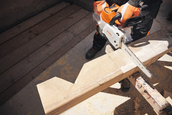 Motosserra a bateria MSA 160 C-B STIHL