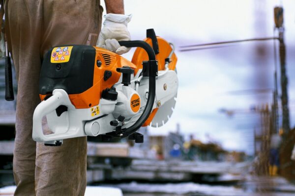 Cortador a disco a combustão TS 800 STIHL