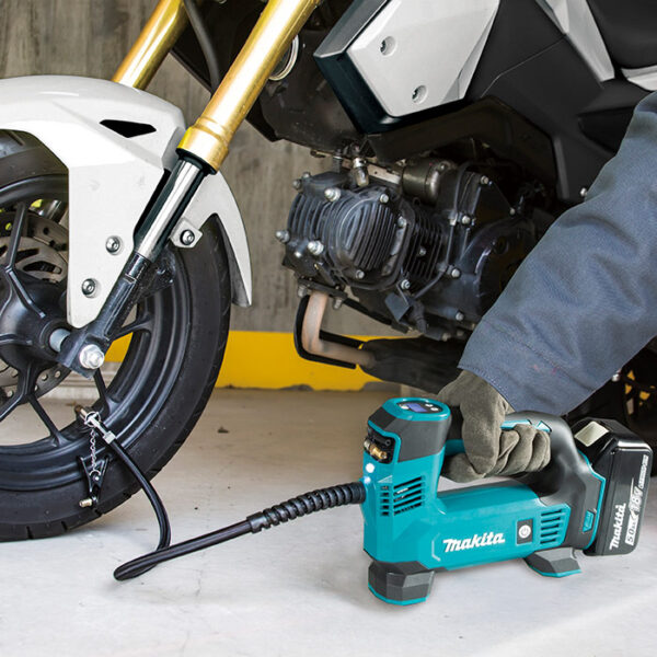 Compressor de Ar a Bateria 18V LXT DMP180Z